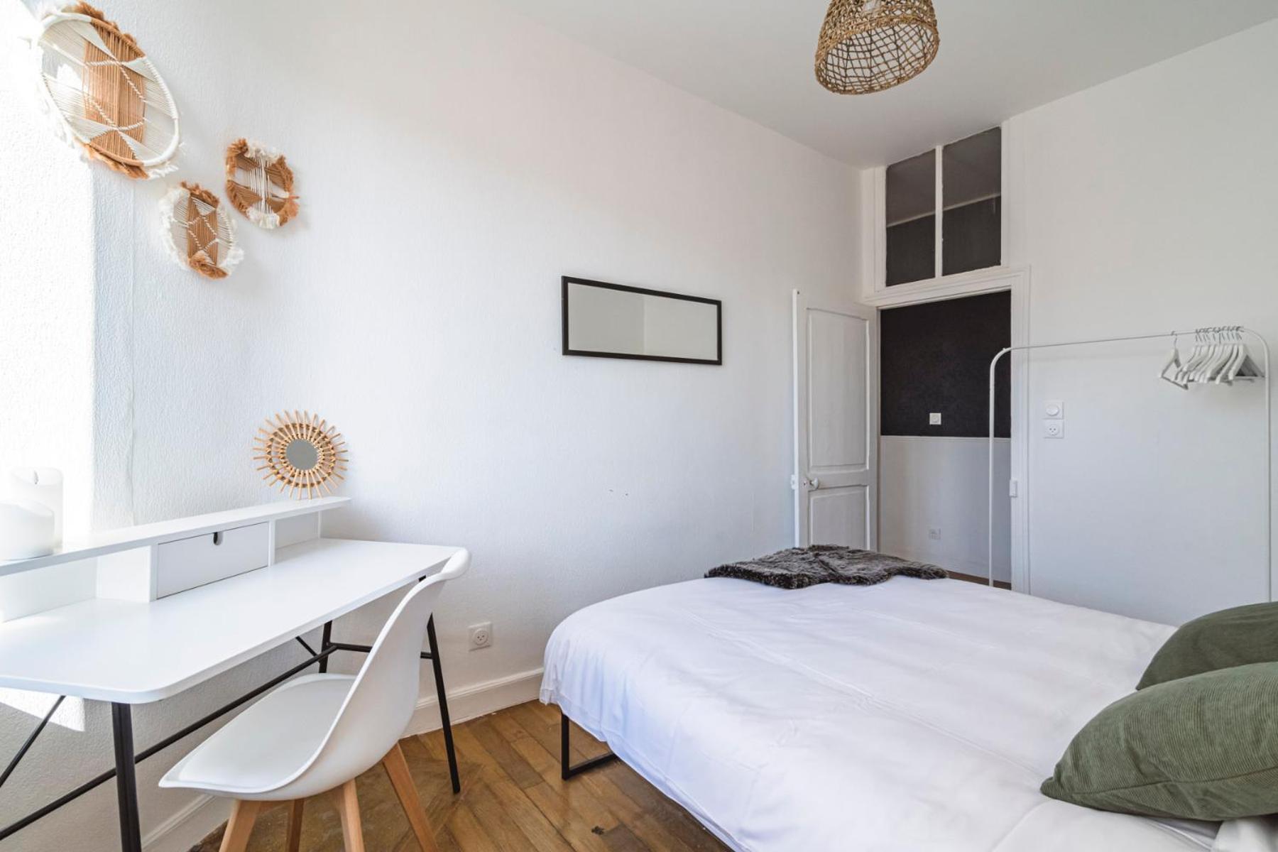 Le Cosy - Charmant 2 Chambres - Hyper Centre Реймс Екстериор снимка